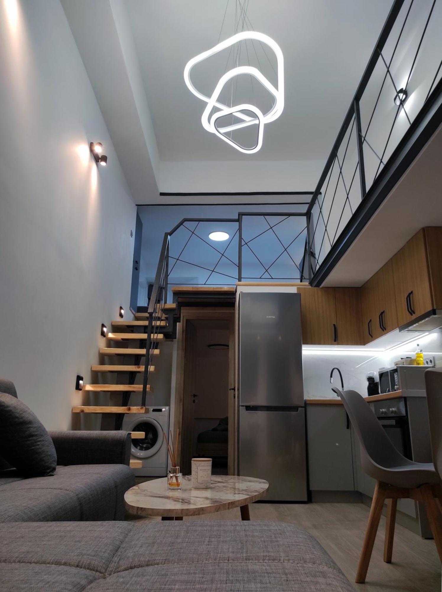 City Center Loft With Private Parking Kavala Bagian luar foto