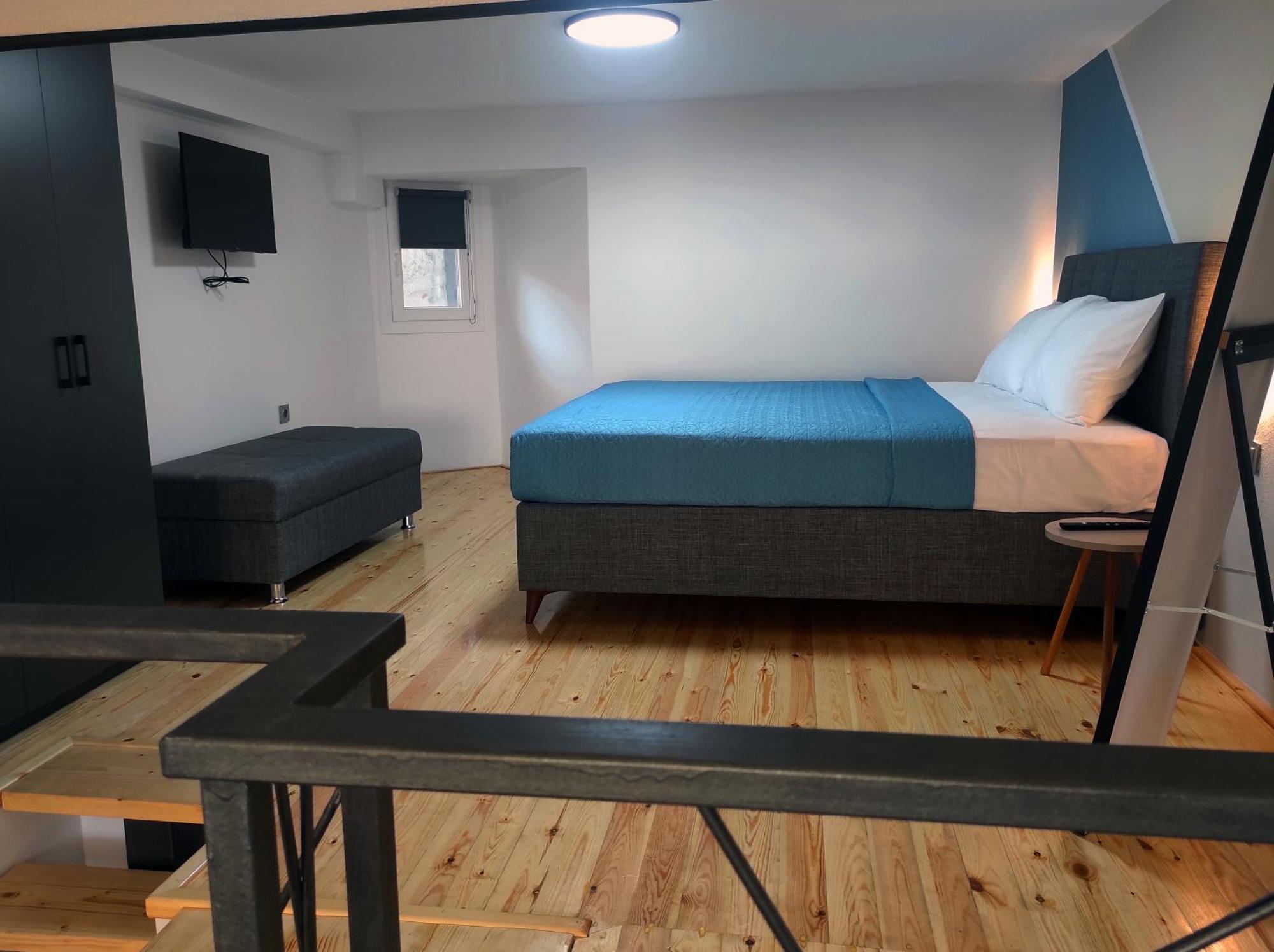 City Center Loft With Private Parking Kavala Bagian luar foto