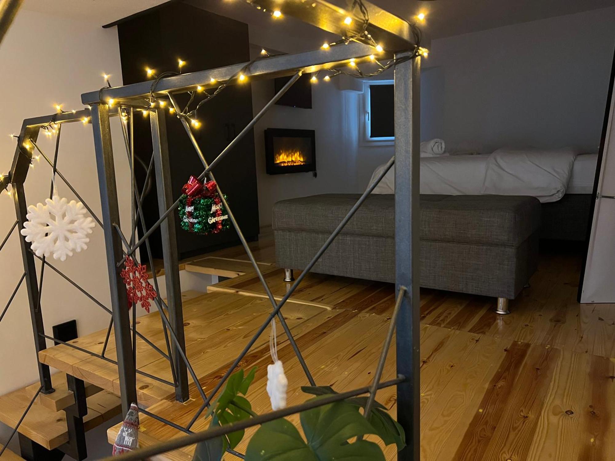 City Center Loft With Private Parking Kavala Bagian luar foto